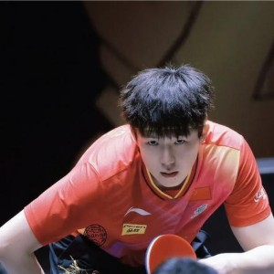 WTT中国大满贯，新星林诗栋首轮晋级，广东自媒体达人带你一探究竟