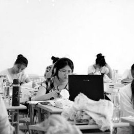 广东某镇长酒后失态，聚餐打人事件引发社会深思