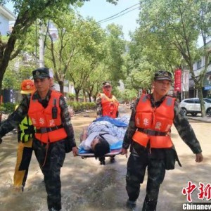 主持过美食节目的主持人都有谁？揭秘那些让你爱上厨房的黄金面孔