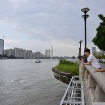 广东多地应对极端天气，停航、停运、停课、关闭景区措施全解析