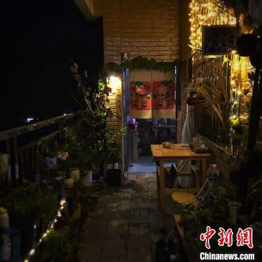 长沙奇葩青旅，给钱不让住，背后的故事让人深思