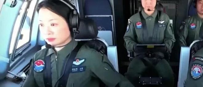 阅兵最帅女机长，她，让天空更精彩