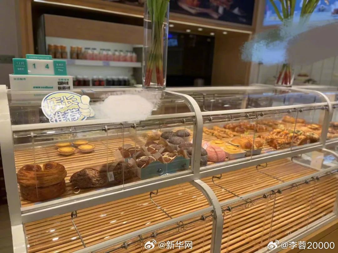 上海网红面包店的浪费现象，环保与商业的平衡