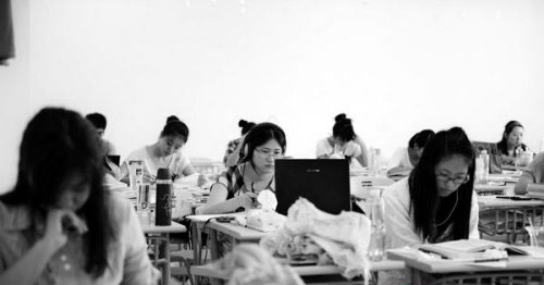 广东某镇长酒后失态，聚餐打人事件引发社会深思